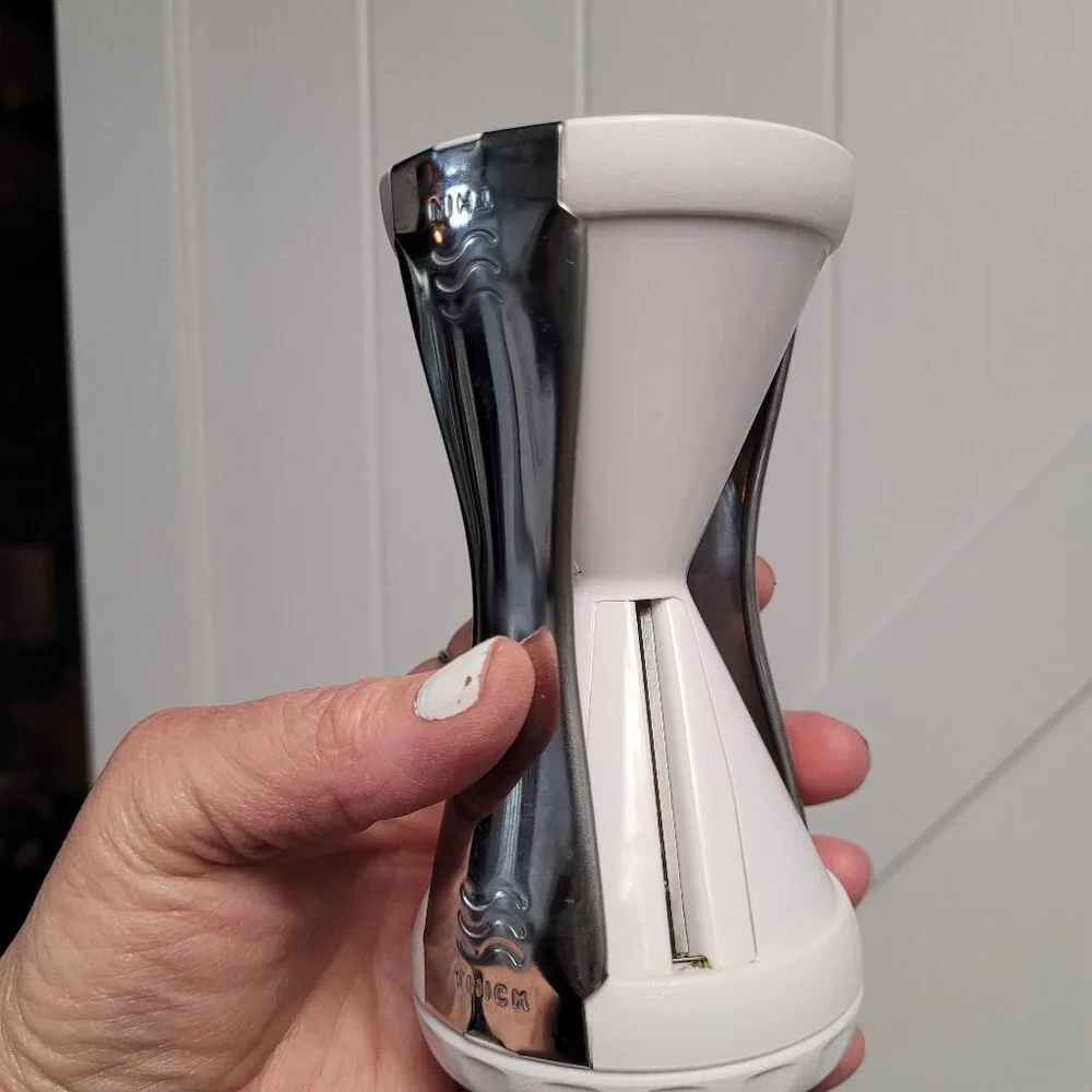 Veggetti Vegetable Spiralizer for Zucchini and Other Vegetables